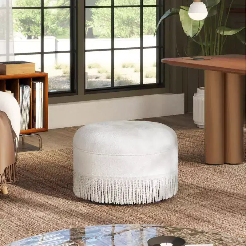 Pouf rotondo d'accento imbottito Jennifer Taylor Home Yolanda 24