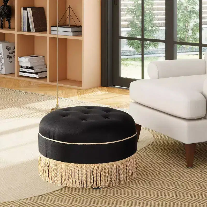 Pouf rotondo d'accento imbottito Jennifer Taylor Home Yolanda 24