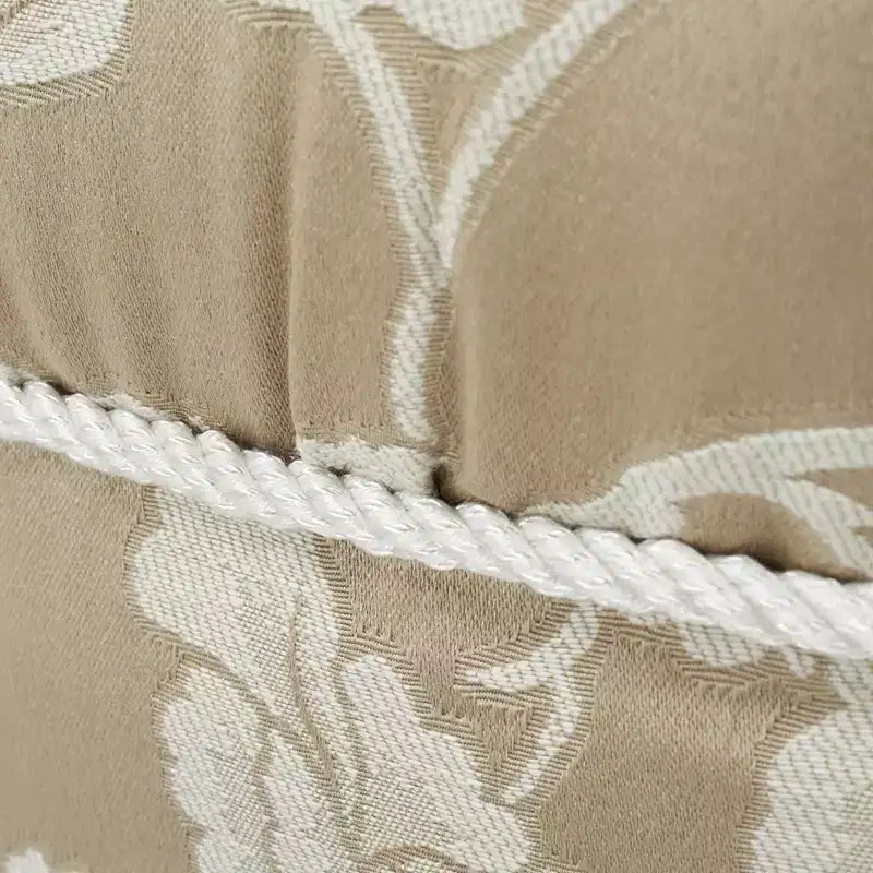 Pouf rotondo d'accento imbottito Jennifer Taylor Home Yolanda 24