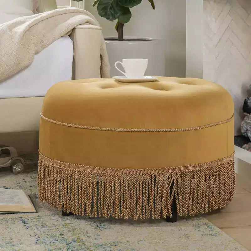Pouf rotondo d'accento imbottito Jennifer Taylor Home Yolanda 24