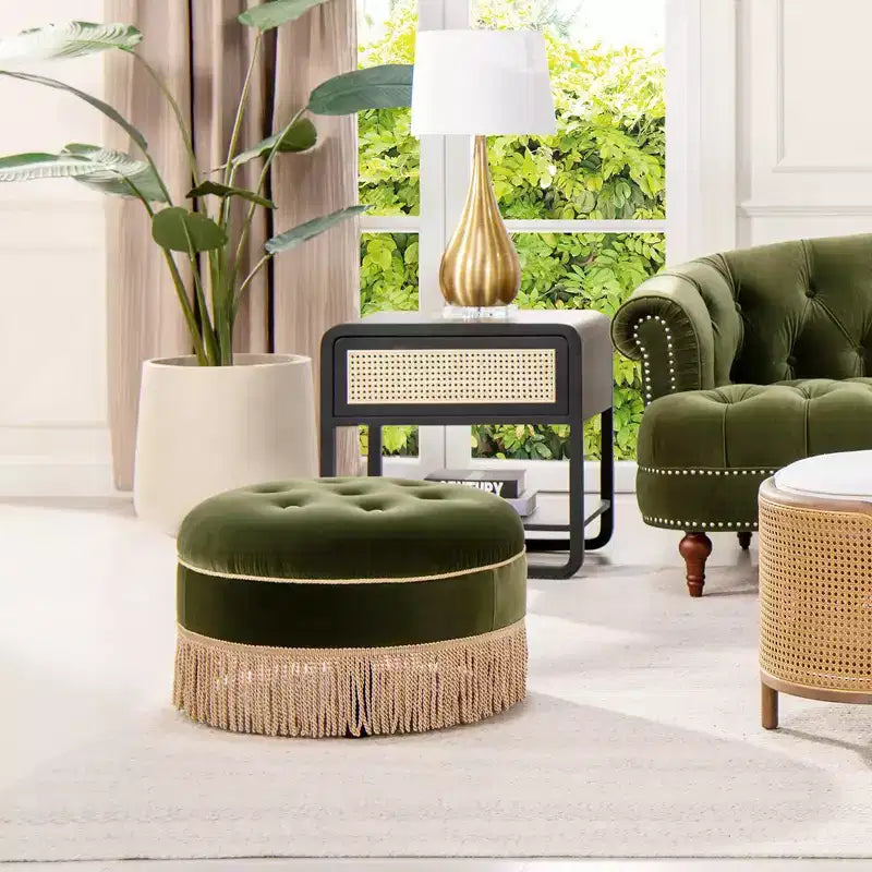 Pouf rotondo d'accento imbottito Jennifer Taylor Home Yolanda 24