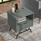24/7 Shop At Home 18 Tavolino moderno da divano Meadowgrove con 1 cassetto, porte USB e ripiano