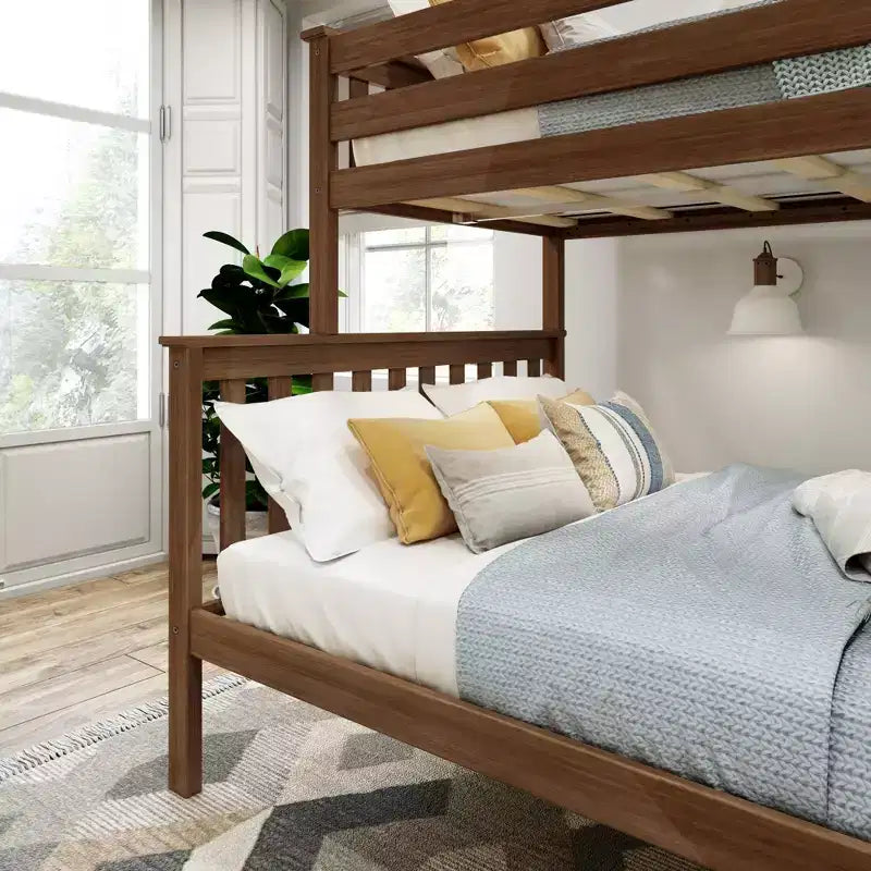 Letto a castello Plank+Beam in legno massiccio, piazza e mezza sopra piazza francese, nessuna rete a molle richiesta