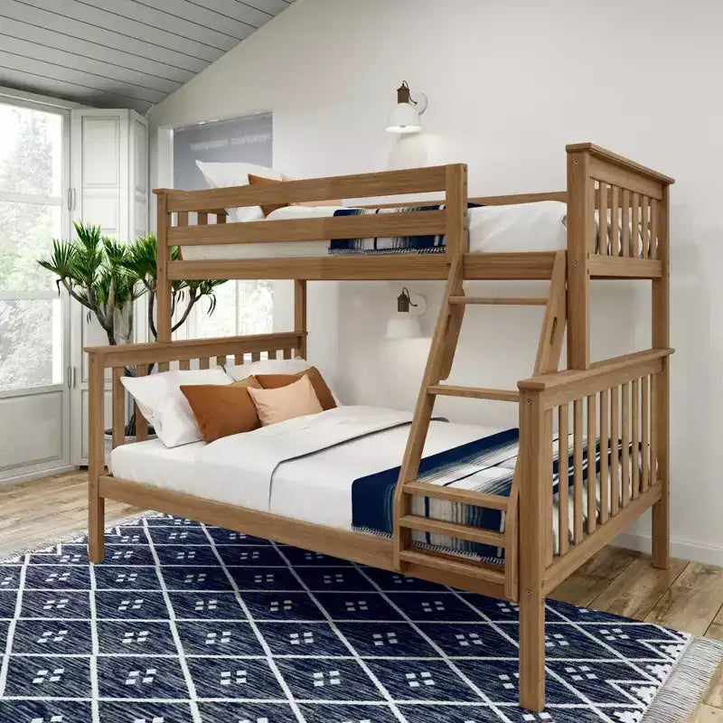 Letto a castello Plank+Beam in legno massiccio, piazza e mezza sopra piazza francese, nessuna rete a molle richiesta