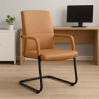 Sedia da Ufficio Moderna LeisureMod Evander in Ecopelle Nera - Base a Slitta Robusta - Seduta Ergonomica per Scrivania e Ospiti