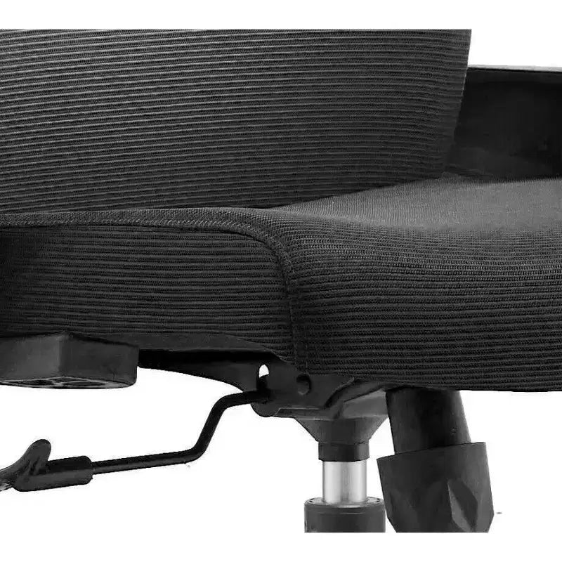 LeisureMod Brio Sedia da ufficio ergonomica in rete - Supporto lombare traspirante - Sedia da scrivania per computer girevole e reclinabile regolabile