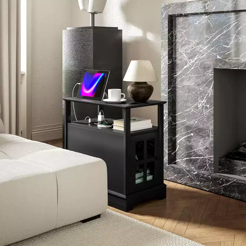 HOMCOM Tavolino Laterale con Stazione di Ricarica, Tavolino Stretto con Porte USB e Prese, Vano Nascosto e Ripiano Aperto per Soggiorno