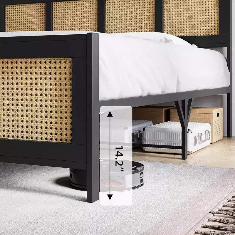 Struttura letto matrimoniale Queen Size con testiera, struttura letto a piattaforma bohémien in rattan con robusto supporto a doghe in metallo, senza bisogno di rete, design silenzioso, nero