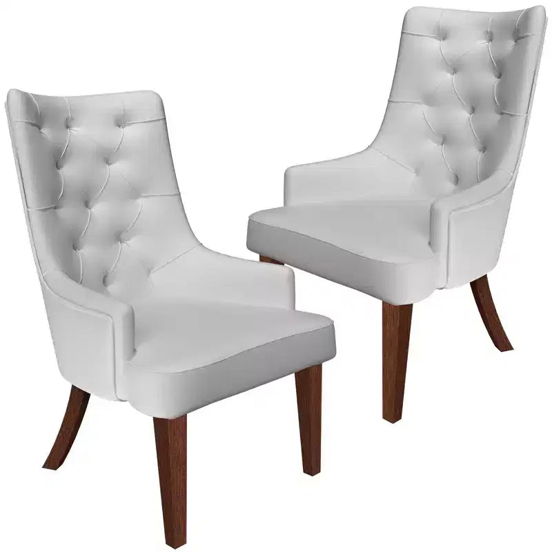 Sedia da pranzo LeisureMod rivestita in velluto e pelle con schienale alto capitonné e gambe in legno di caucciù verniciato