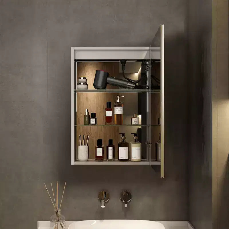 HBEZON Mobiletto a Specchio e LED con Illuminazione, Armadietto da Bagno Incassato/a Parete, 3 Modalità di Illuminazione, Dimmerabile, Anti-Appannamento, Presa Elettrica, Argento