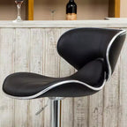 Roundhill Furniture Masaccio Sgabello da bar imbottito in similpelle regolabile con sollevamento pneumatico e base cromata, nero, set da 2