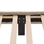 Letto a piattaforma Queen miBasics Beckman imbottito in velluto a coste con fodera rimovibile