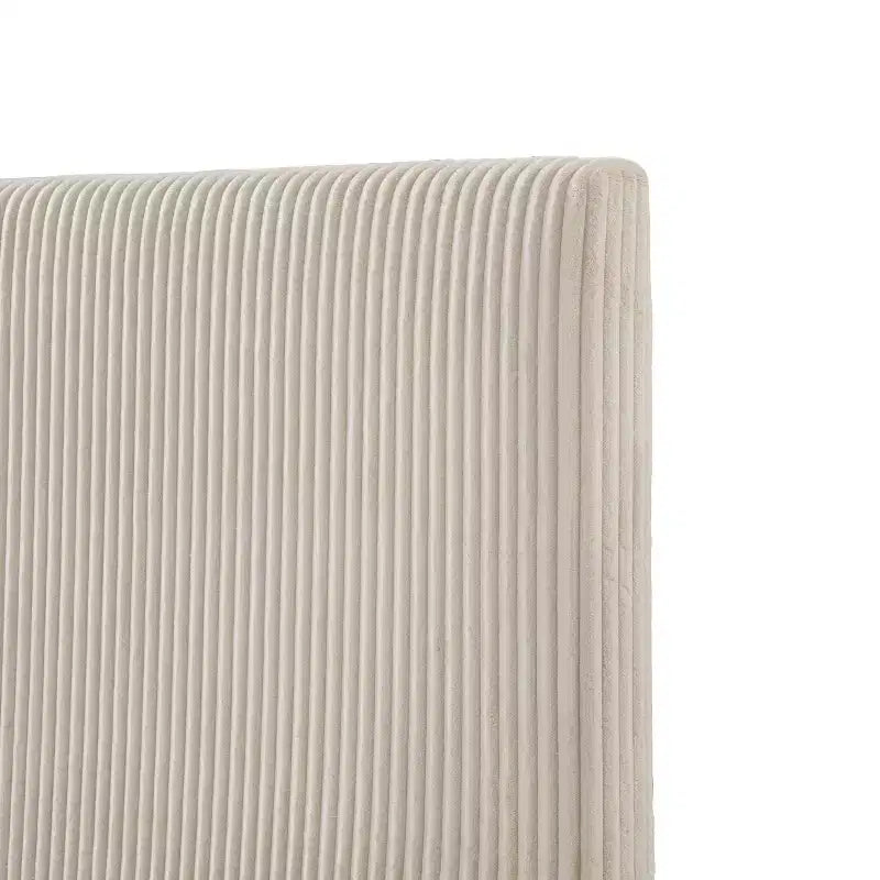 Letto a piattaforma Queen miBasics Beckman imbottito in velluto a coste con fodera rimovibile