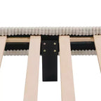 Letto a piattaforma Queen miBasics Beckman imbottito in velluto a coste con fodera rimovibile