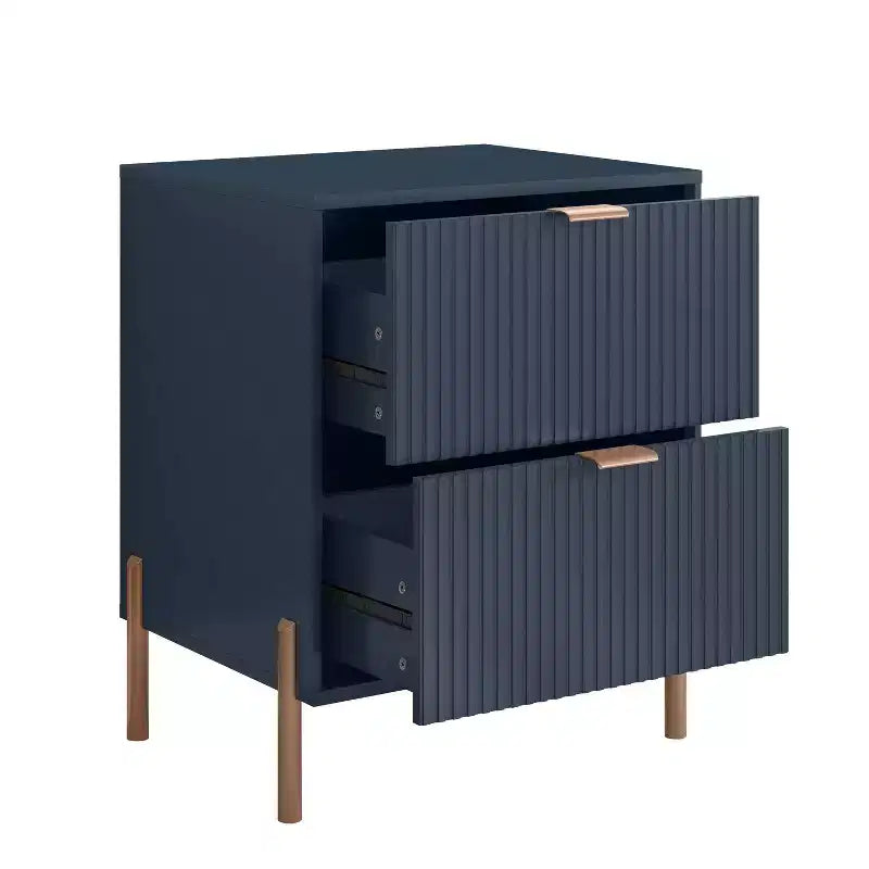 Festivo Comò a 6 cassetti e 2 comodini a 2 cassetti della linea Modern Elegance