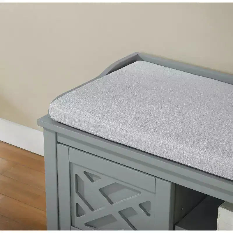 Panca contenitore Middlebury da 45" con cuscino - Alaterre Furniture