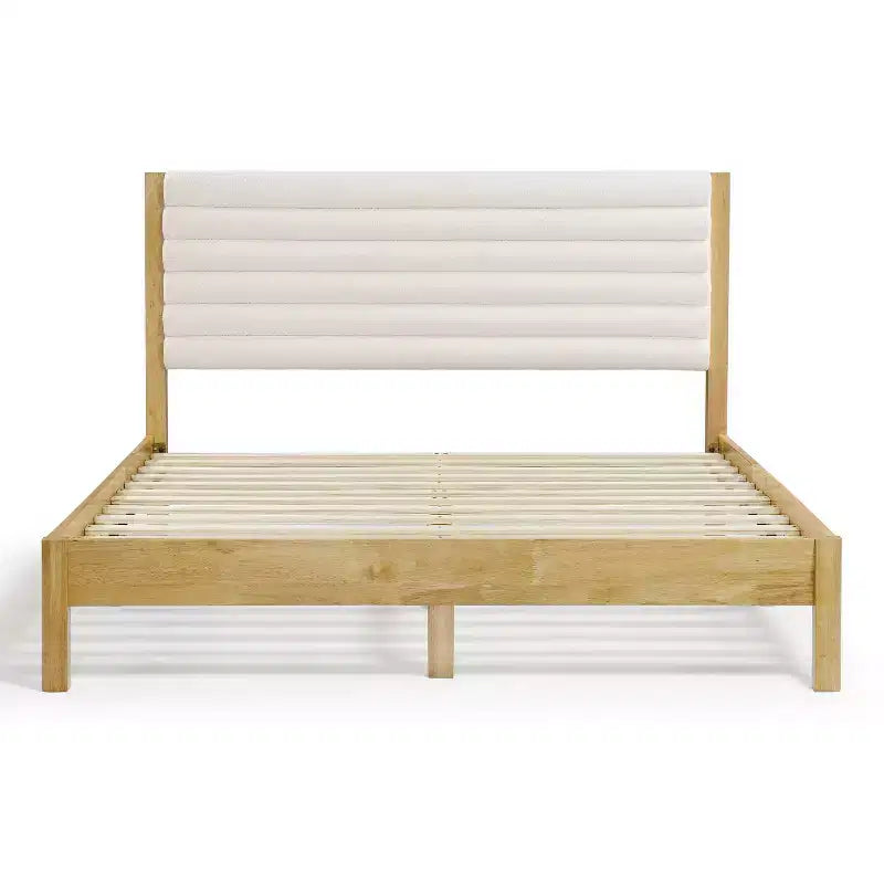 HOMES: Inside + Out Letto a piattaforma Queen Belna con rivestimento in bouclé