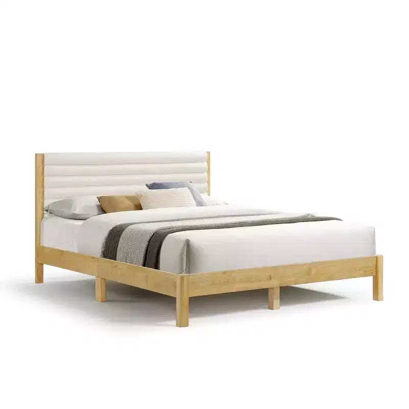 HOMES: Inside + Out Letto a piattaforma Queen Belna con rivestimento in bouclé