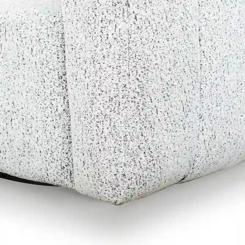 Poltrona girevole Bouclé – Bianco e Nero, 96,5 cm L x 84 cm P x 71 cm A